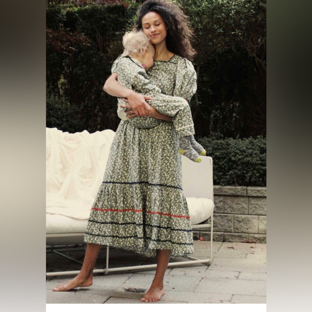 Doen Dune Dress. Size Small. EUC.  Green print.